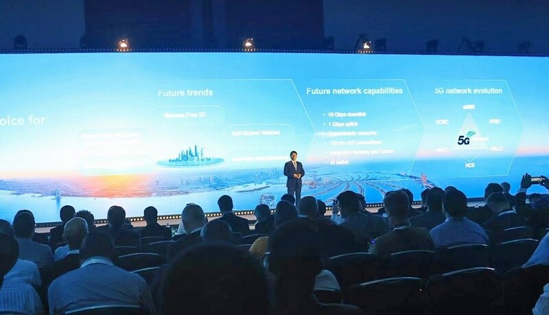Li Peng at Huawei’s Global Mobile Broadband Forum in Dubai, UAE (PRNewsfoto/Huawei)