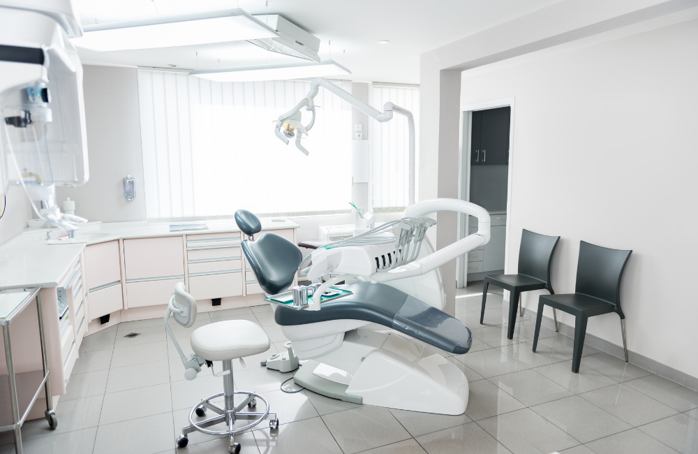 คลินิกจัดฟัน