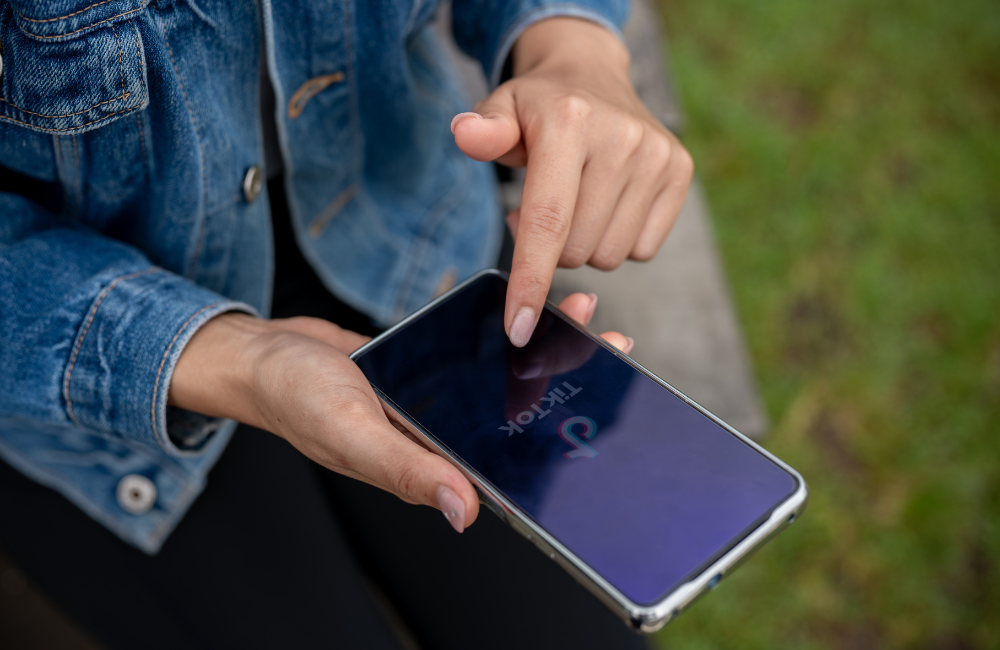 ปั้มใจกับ 24Social