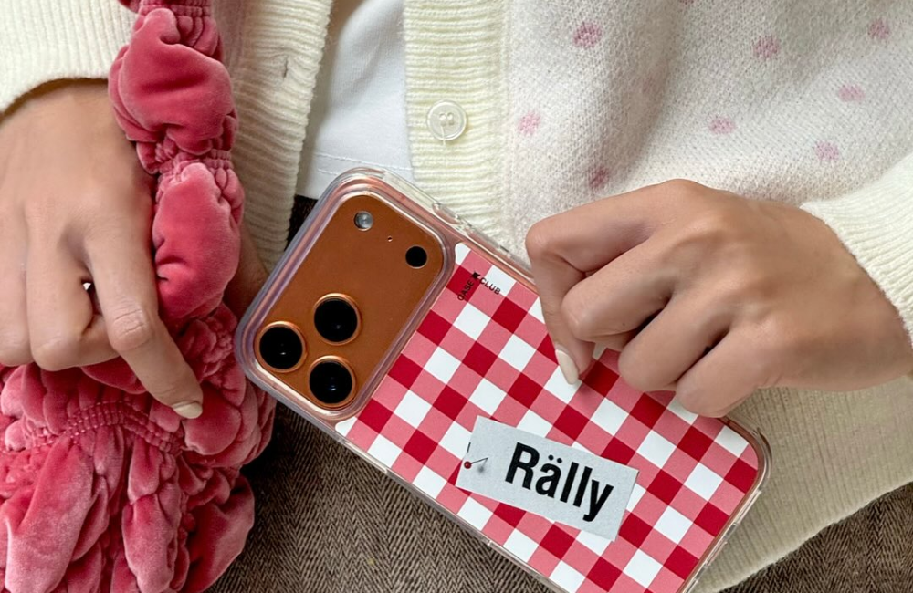 เคส iPhone 17 Pro Max Rally Movement